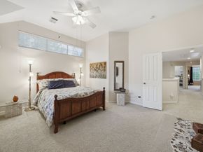 74 E Lakeridge Drive, The Woodlands TX 77381