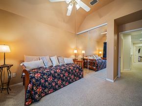 74 E Lakeridge Drive, The Woodlands TX 77381