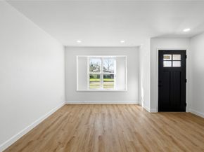 5510 Dryad Drive, Houston TX 77035