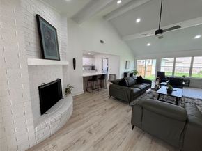 15511 Bowsprit Lane, Houston TX 77062