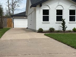 15511 Bowsprit Lane, Houston TX 77062