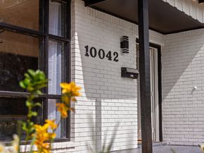 10042 Lazy Oaks Street, Houston TX 77080