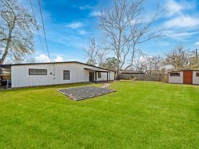 10042 Lazy Oaks Street, Houston TX 77080