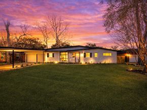 10042 Lazy Oaks Street, Houston TX 77080