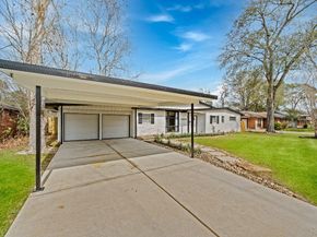 10042 Lazy Oaks Street, Houston TX 77080