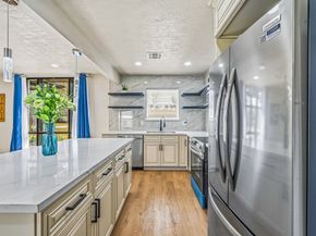 10042 Lazy Oaks Street, Houston TX 77080