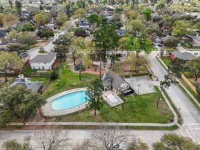 1611 Sterling Village Drive, Spring TX 77386