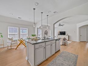 12205 Renewal Way, Houston TX 77047