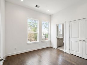 594 Janisch Road, Houston TX 77018