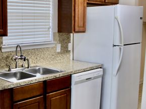 6928 Canal Street, Houston TX 77011