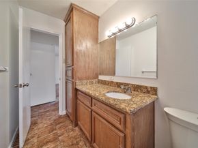 990 Redway Lane, Houston TX 77062