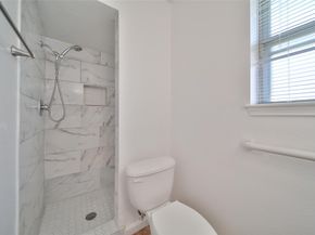 990 Redway Lane, Houston TX 77062