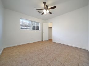 990 Redway Lane, Houston TX 77062