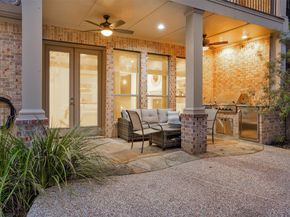 114 S Knights Crossing Drive, The Woodlands TX 77382