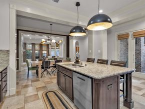 114 S Knights Crossing Drive, The Woodlands TX 77382