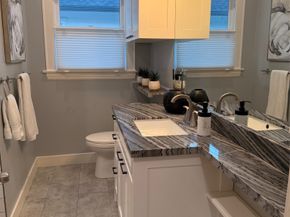 537 Columbia Street, Houston TX 77007