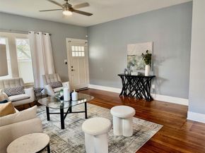 537 Columbia Street, Houston TX 77007