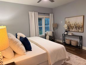 537 Columbia Street, Houston TX 77007