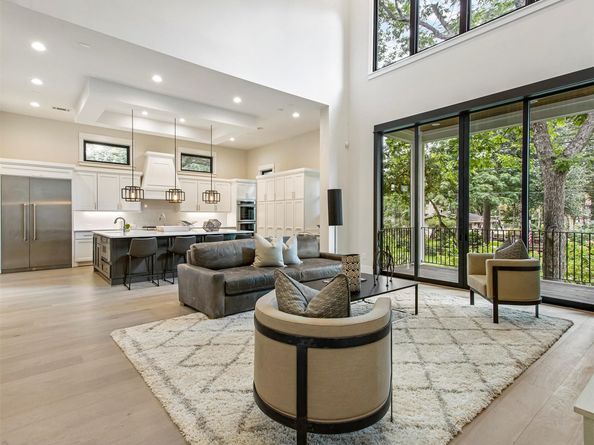 1127 Wynnwood Lane, Houston TX 77008