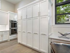 1127 Wynnwood Lane, Houston TX 77008