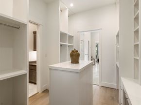 1127 Wynnwood Lane, Houston TX 77008