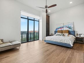 4820 Caroline Street 501, Houston TX 77004