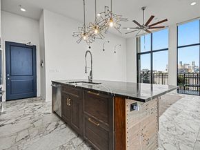 4820 Caroline Street 501, Houston TX 77004