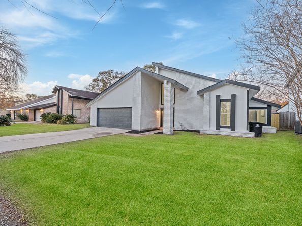 7622 Candlegreen Lane, Houston TX 77071