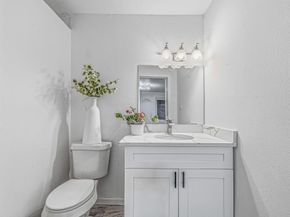 7622 Candlegreen Lane, Houston TX 77071