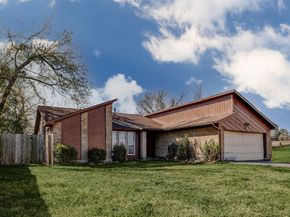 12554 Versailles Drive, Houston TX 77015