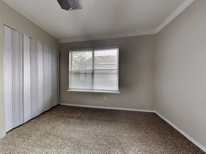 427 Remington Creek Drive, Houston TX 77073