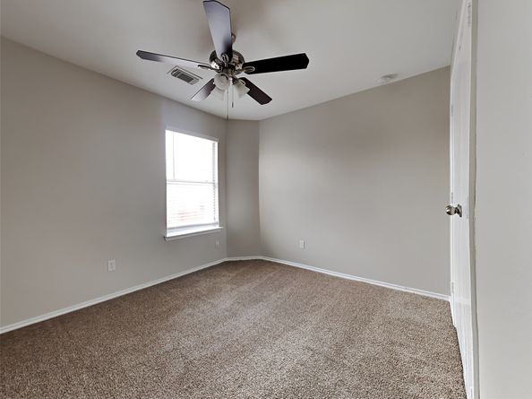 427 Remington Creek Drive, Houston TX 77073