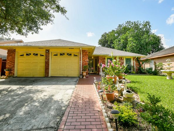 9411 Kingsvalley Street, Houston TX 77075