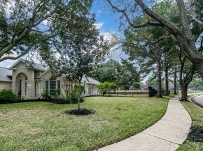 16327 Cliff Haven Drive, Houston TX 77095