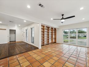 7262 Roos Road, Houston TX 77074