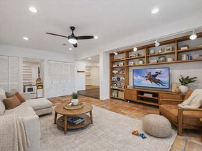 7262 Roos Road, Houston TX 77074