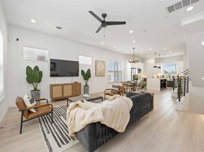 7809 Amelia Road B, Houston TX 77055