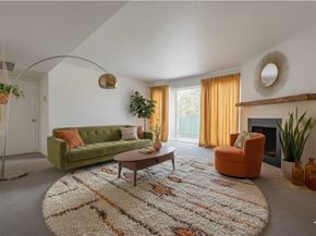 2822 S Bartell Drive 38, Houston TX 77054