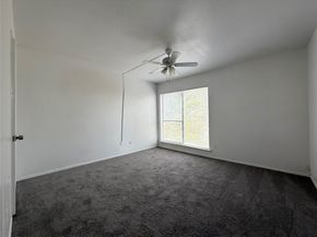 2822 S Bartell Drive 38, Houston TX 77054