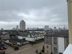 5823 Winsome Lane, Houston TX 77057