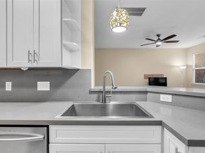 62 S Camellia Grove Circle, The Woodlands TX 77382