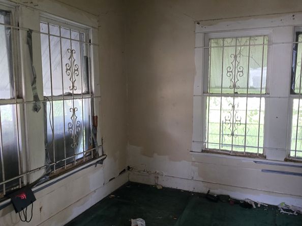 2305 Elysian Street, Houston TX 77026