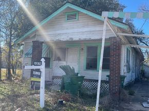 2305 Elysian Street, Houston TX 77026