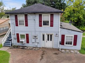 317 W Lewis Street, Conroe TX 77301