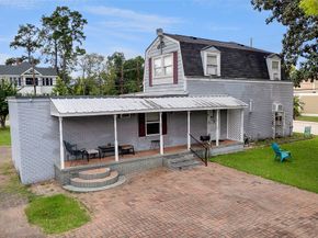 317 W Lewis Street, Conroe TX 77301