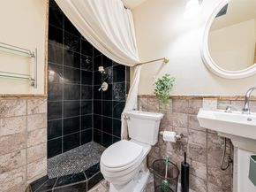 9400 Doliver Drive 36, Houston TX 77063