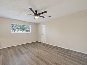 6038 Greenmont Drive, Houston TX 77092