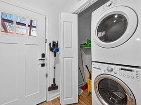 1602 Luzon Street, Houston TX 77009