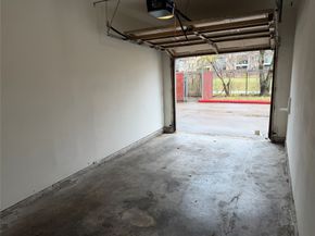 10811 Richmond Avenue 111, Houston TX 77042