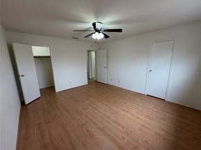 10811 Richmond Avenue 111, Houston TX 77042